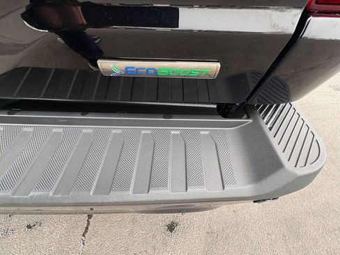 Certified 2022 Ford F150 XLT w/ Equipment Group 302A High image 10