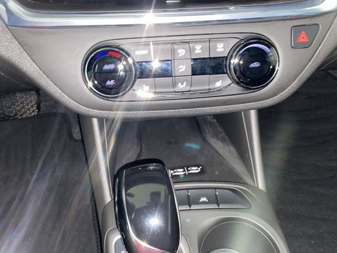 Used 2024 Buick Envista Preferred w/ Convenience I Package FWD image 52