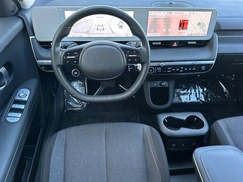 Used 2024 Hyundai Ioniq 5 SEL RWD image 16