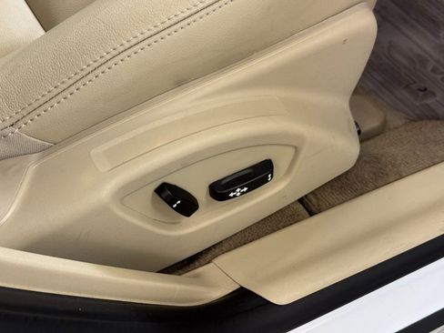 Used 2015 Volvo V60 T5 Premier Plus image 27