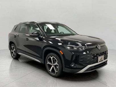 New 2025 Volkswagen Tiguan SE