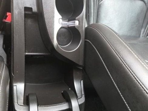 Used 2017 Chevrolet Camaro LT RWD image 32