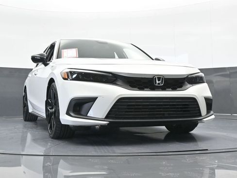 Used 2023 Honda Civic Sport image 60