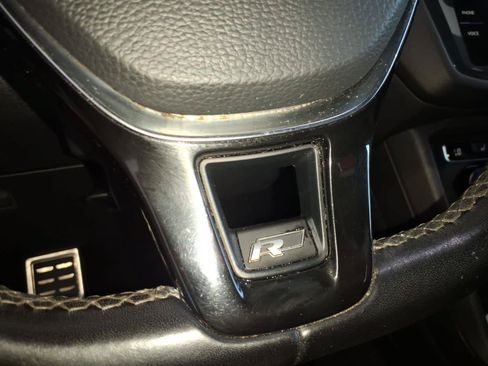 Used 2020 Volkswagen Tiguan SE R-Line AWD/4WD image 24