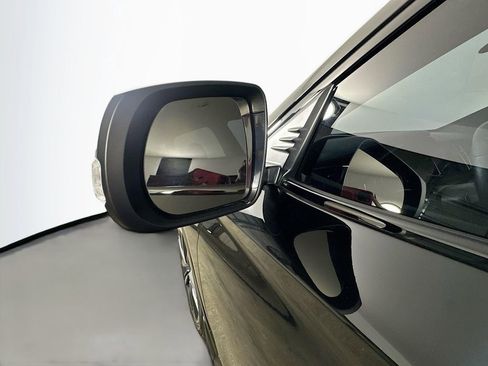 Used 2025 INFINITI QX50 Sport AWD/4WD image 14