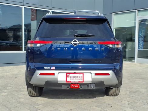 Certified 2025 Nissan Pathfinder SL w/ SL Premium Package image 4