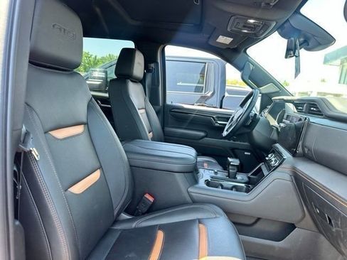 Used 2023 GMC Sierra 1500 AT4 w/ AT4 Premium Package AWD/4WD image 24