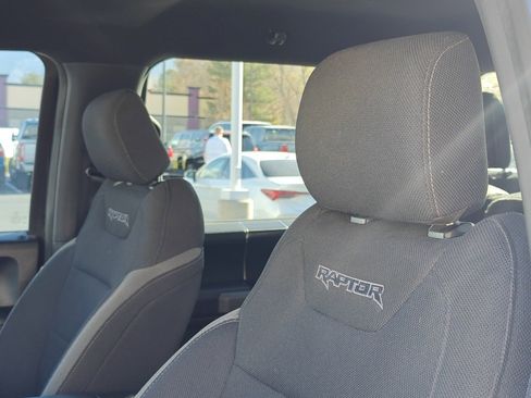 Used 2020 Ford F150 Raptor image 12