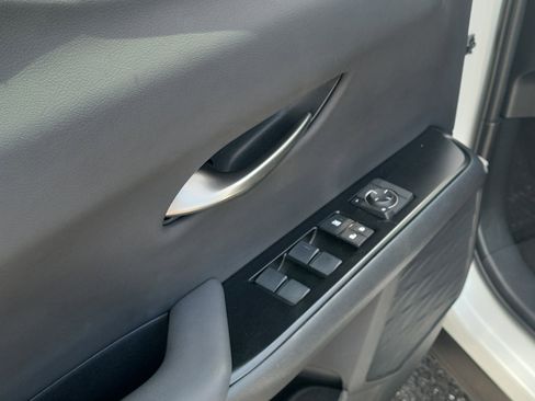 Used 2022 Lexus UX 200 w/ Accessory Package (Z1) FWD image 21