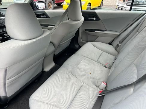 Used 2016 Honda Accord LX image 26