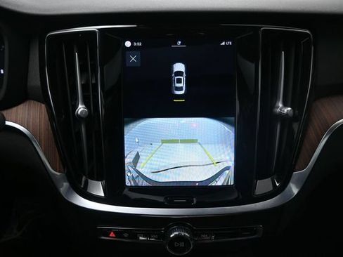 Certified 2023 Volvo S60 B5 Plus FWD image 11