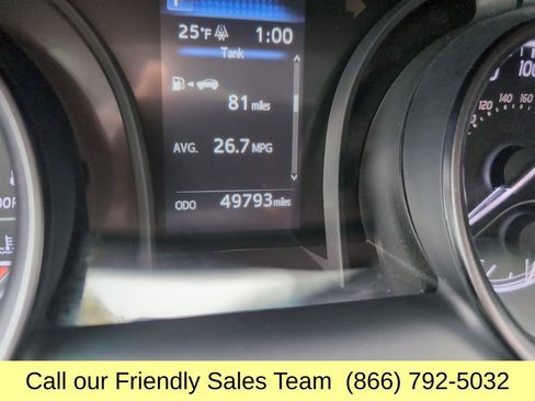 Used 2023 Toyota Camry SE image 18