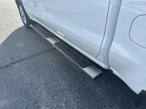 Certified 2025 Chevrolet Silverado 1500 LT image 6