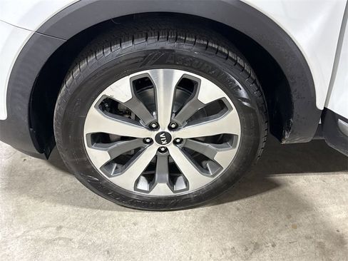 Used 2020 Kia Telluride S w/ S 8 Passenger Seating Package image 26