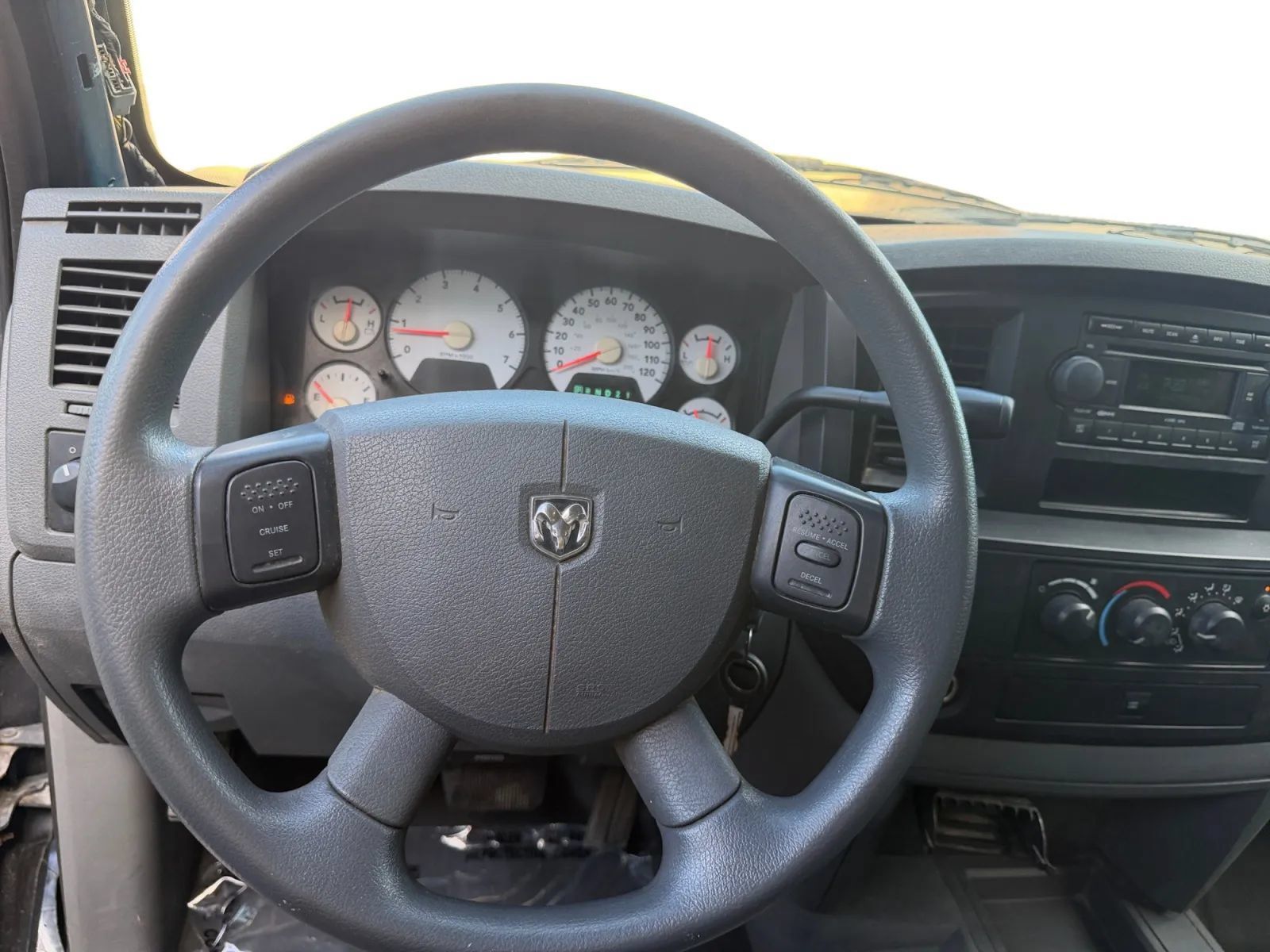 Used 2008 Dodge Ram 2500 Truck ST w/ Popular Equipment Group AWD/4WD image 11