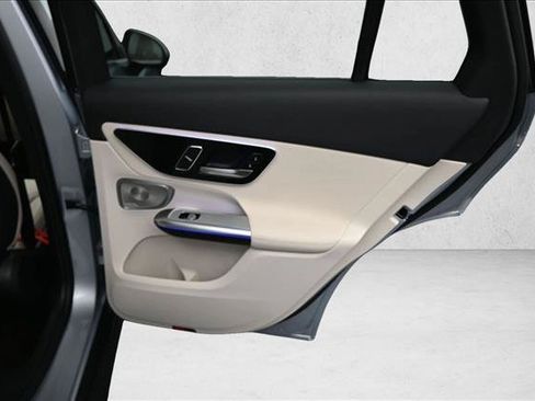 Certified 2025 Mercedes-Benz GLC 300 4MATIC image 25