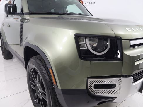 Used 2023 Land Rover Defender 110 S image 51