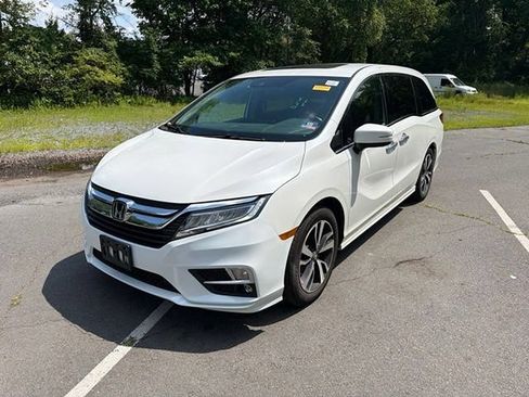 Used 2020 Honda Odyssey Elite image 3