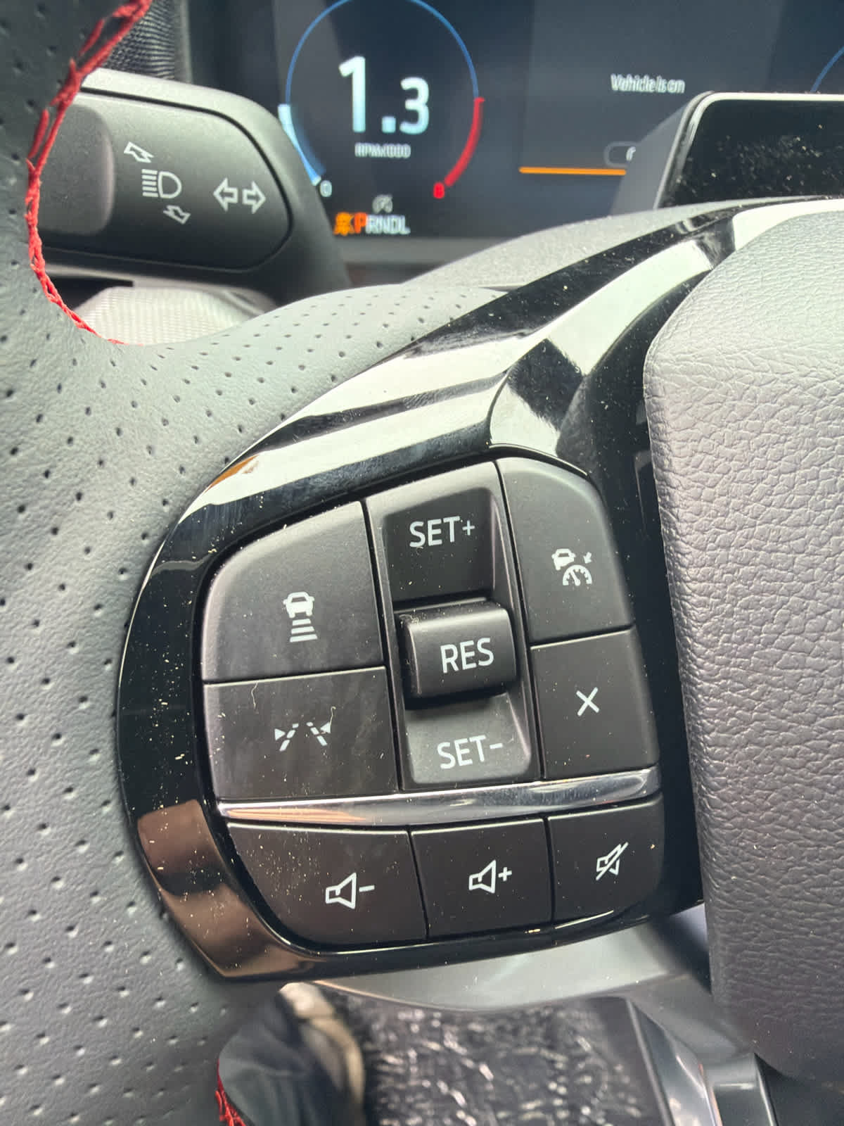 New 2027 Ford Explorer ST-Line AWD/4WD image 13