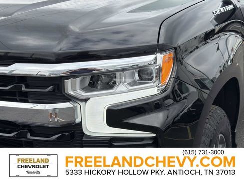 Used 2023 Chevrolet Silverado 1500 LT image 10