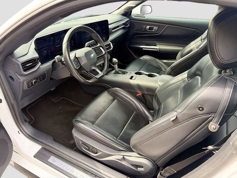 Used 2024 Ford Mustang Premium image 25