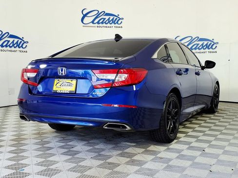 Used 2022 Honda Accord Sport image 6