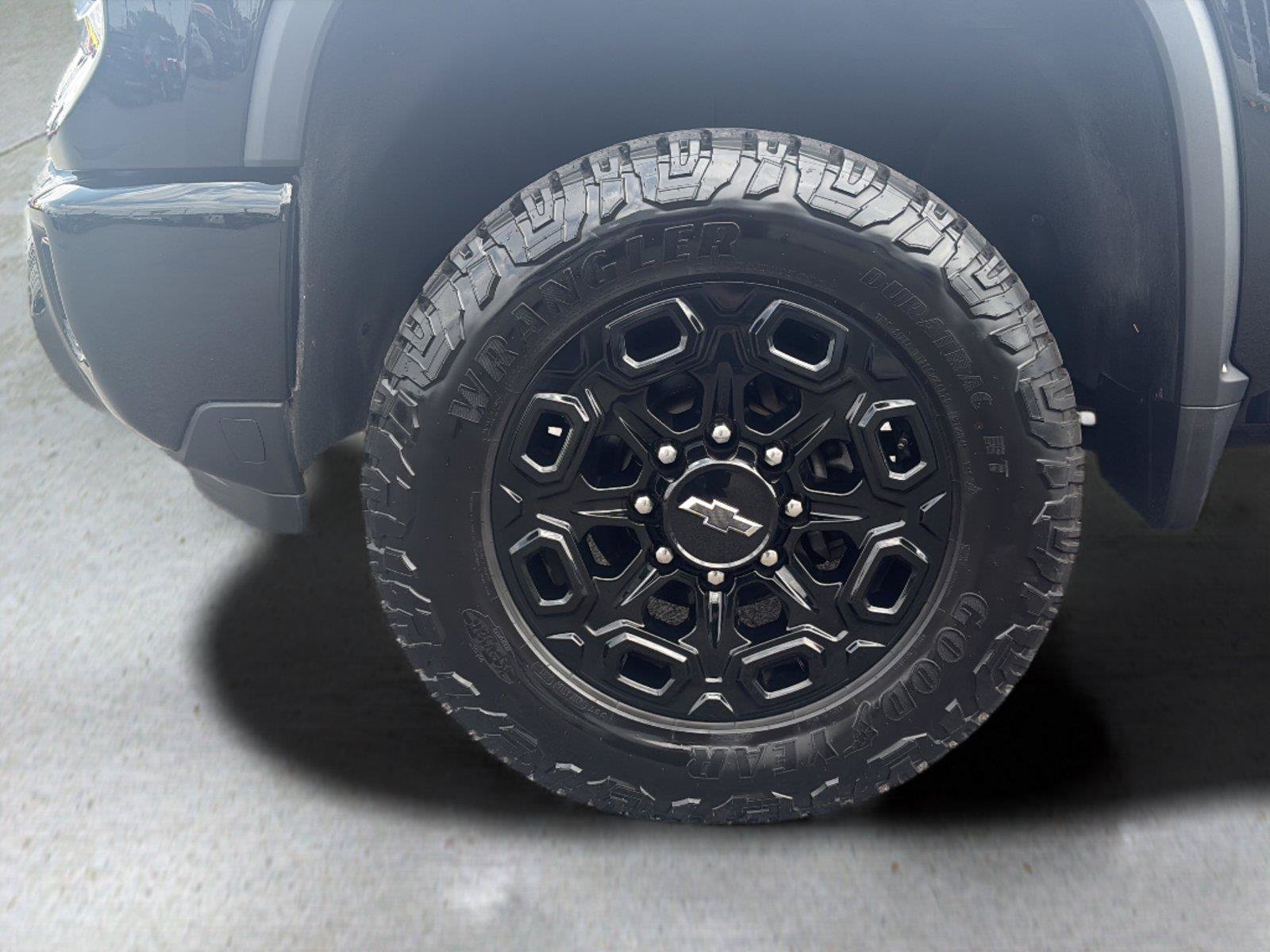 Certified 2024 Chevrolet Silverado 2500 LT w/ Midnight Edition AWD/4WD image 56