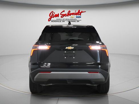 New 2026 Chevrolet Equinox LT FWD image 5