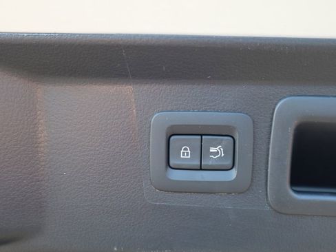 Used 2025 MAZDA CX-50 AWD 2.5 Hybrid w/ Premium Pkg image 26