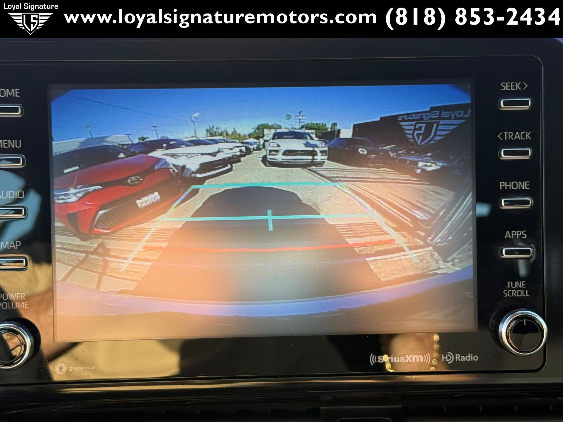 Used 2020 Toyota C-HR XLE FWD image 23