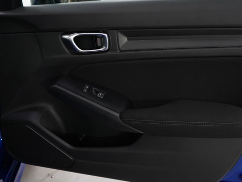 Used 2024 Honda Civic Sport image 9