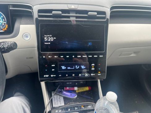 Used 2023 Hyundai Tucson Limited image 5