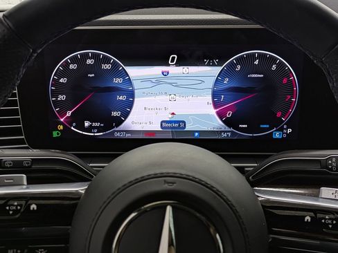 Used 2024 Mercedes-Benz GLS 450 4MATIC image 39