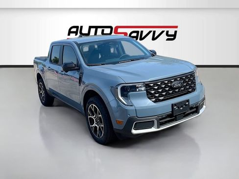 Used 2025 Ford Maverick Lariat w/ 4K Tow Package AWD/4WD image 1