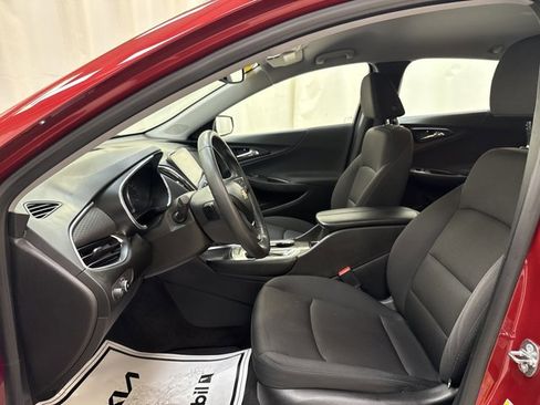 Used 2016 Chevrolet Malibu LT image 12