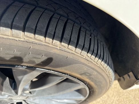 Used 2021 Ford Edge Titanium w/ Equipment Group 301A image 9