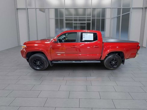 Certified 2020 Toyota Tacoma SR5 image 5