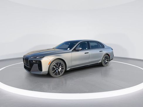 New 2025 BMW 760i xDrive image 4