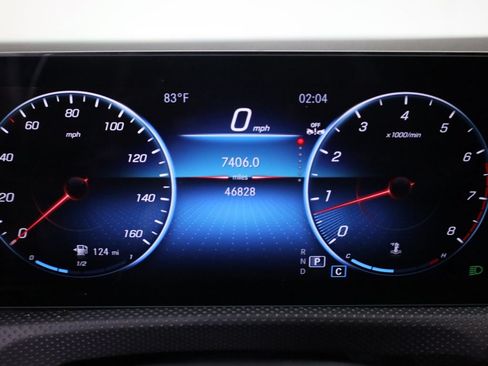 Used 2023 Mercedes-Benz CLA 250 4MATIC image 14