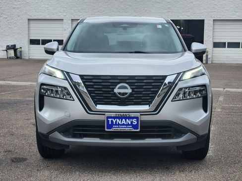 Used 2023 Nissan Rogue SV image 5