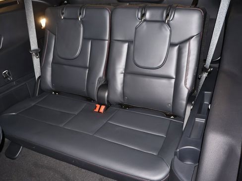 New 2026 Ford Explorer ST-Line w/ ST-Line Street Pack image 16