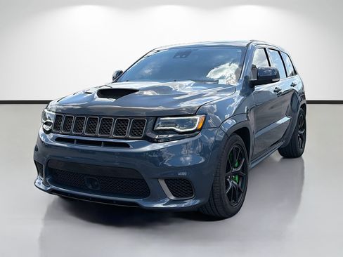 Used 2021 Jeep Grand Cherokee Trackhawk w/ Trailer Tow Group IV AWD/4WD image 7