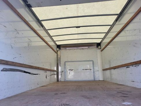 Used 2022 Ford E-350 and Econoline 350 Super Duty RWD image 20