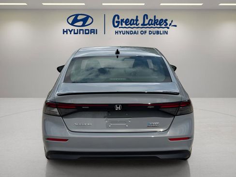 Used 2025 Honda Accord Sport image 4