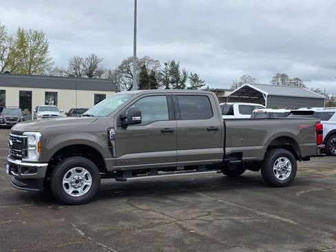 New 2026 Ford F350 XLT w/ 360-Degree Camera Package image 39