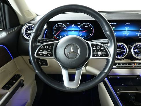Certified 2023 Mercedes-Benz GLB 250 4MATIC image 15