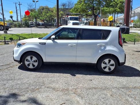 Used 2014 Kia Soul + w/ Eco Package FWD image 4