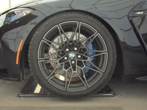 Used 2021 BMW M4 Coupe w/ Executive Package image 6