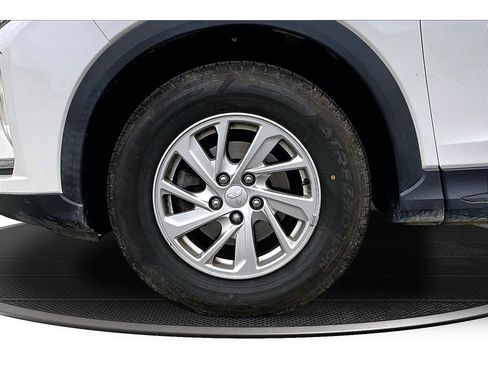Used 2018 Mitsubishi Eclipse Cross ES FWD image 10