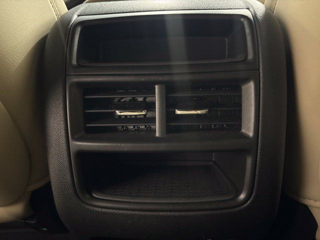Used 2019 Cadillac XT5 Luxury AWD/4WD image 32